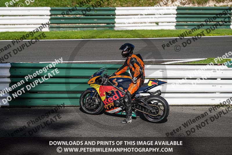 cadwell no limits trackday;cadwell park;cadwell park photographs;cadwell trackday photographs;enduro digital images;event digital images;eventdigitalimages;no limits trackdays;peter wileman photography;racing digital images;trackday digital images;trackday photos